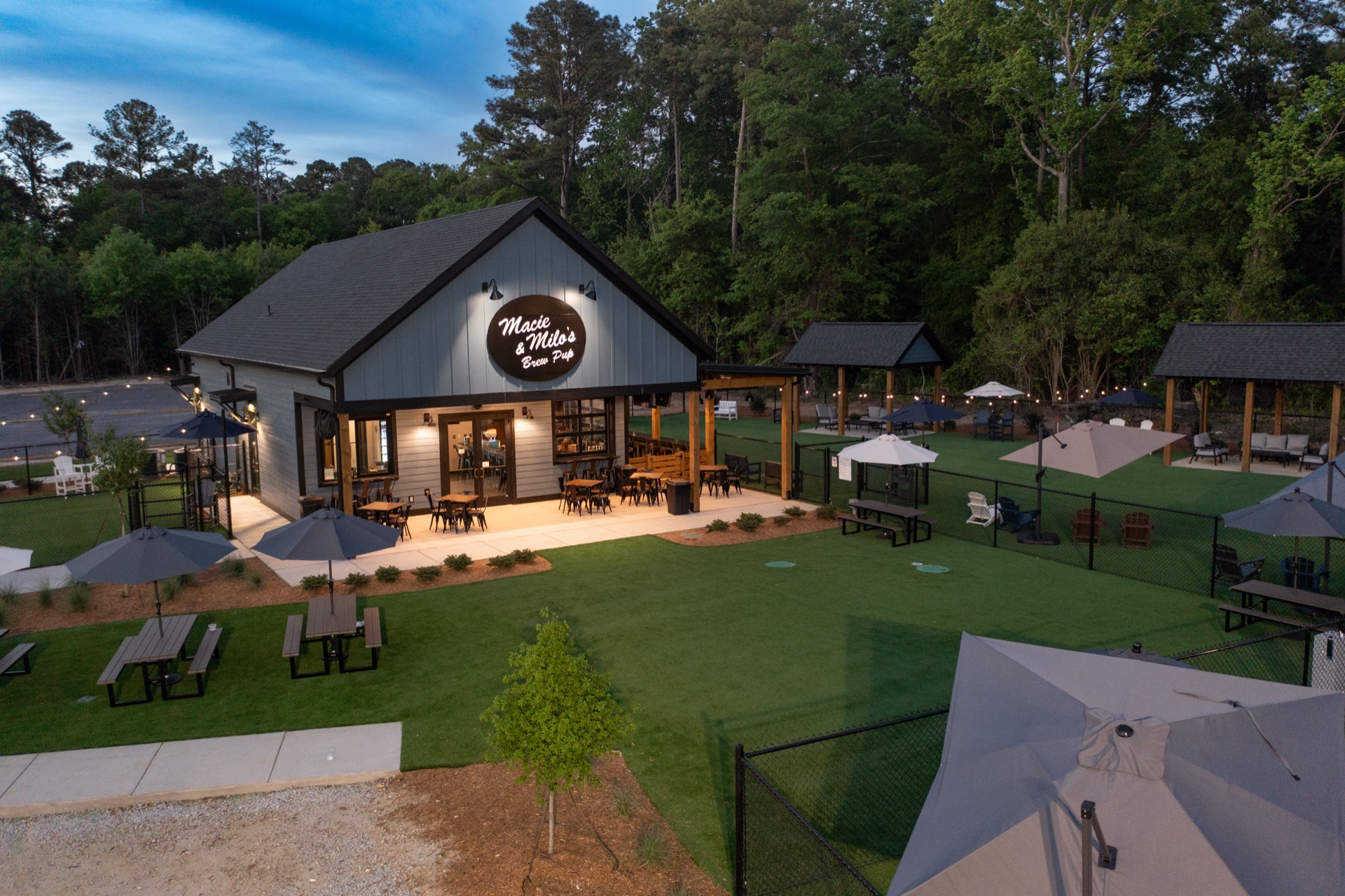 Macie & Milo’s Brew Pub